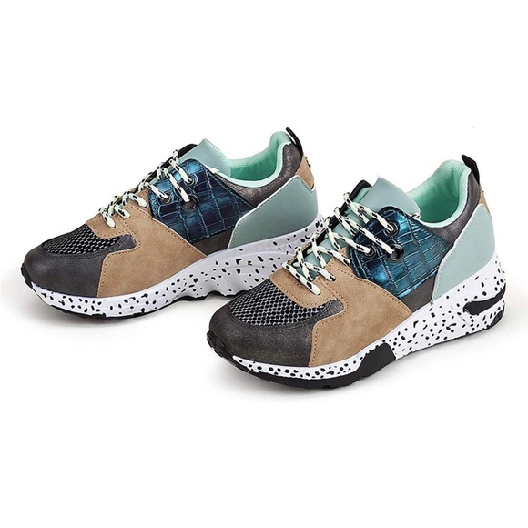 Leopard Colorblock lace up Chunky Sneakers - Picture 3 of 7
